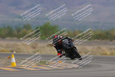 media/Sep-10-2023-SoCal Trackdays (Sun) [[6b4faecef6]]/Turn 14 (820am)/